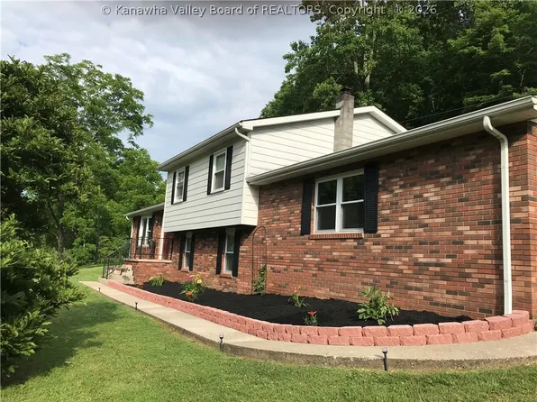 926 Buff Crk, Hurricane, WV 25526