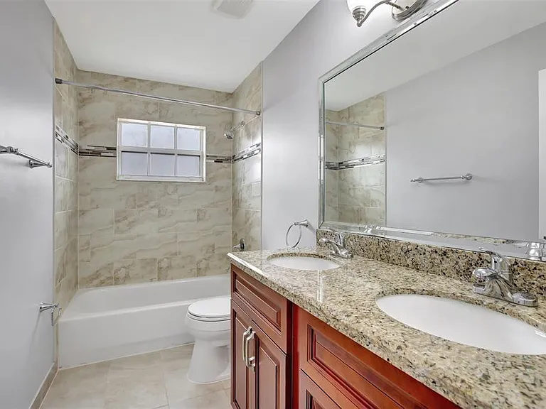 2355 NW 138th Dr — Photo 21