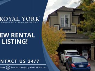 32 Medley Ct #2, Vaughan, ON L6A2S1