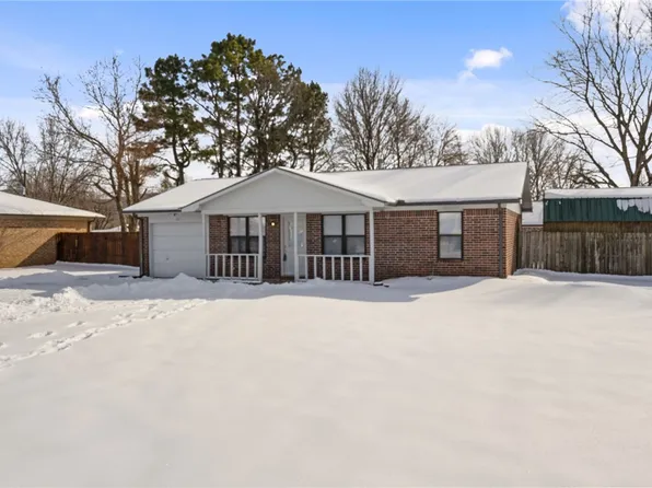 127 Alberta St, Farmington, AR 72730