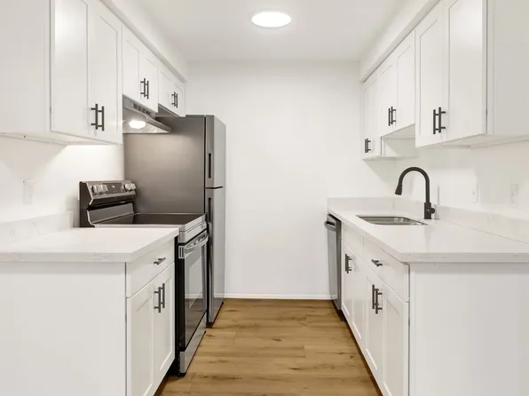 Viking Suites