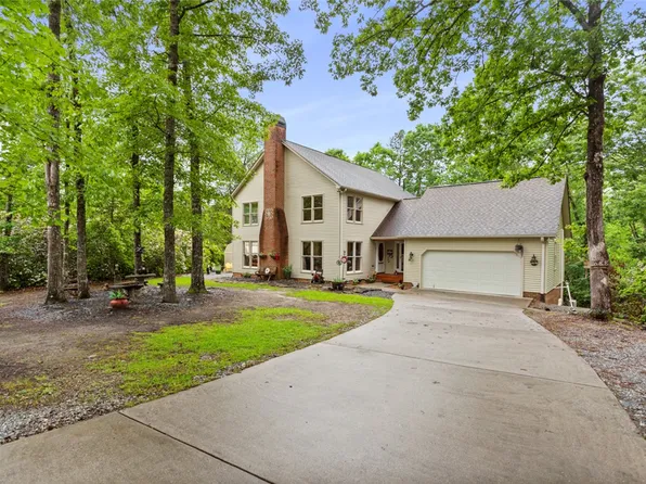 310 Fernwood Dr, Salem, SC 29676