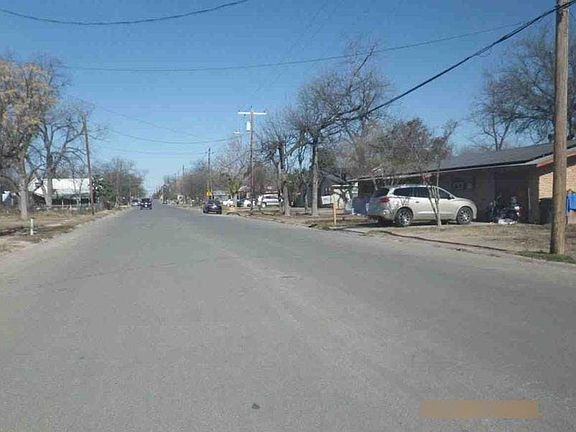 5th image of 412 N Camp St