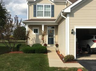 214 Cobblestone Cir, Harvard, IL 60033