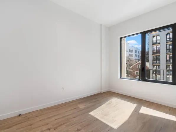 161 Lenox Road image 10 of 12