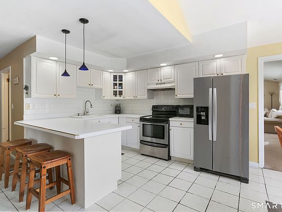 2nd image of 40 Rose Terrace