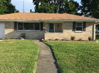 403 Paint Creek Ln, Carmi, IL 62821