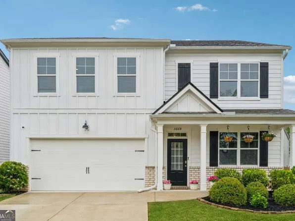 5669 Whistling Sparrow Ln, Flowery Branch, GA 30542