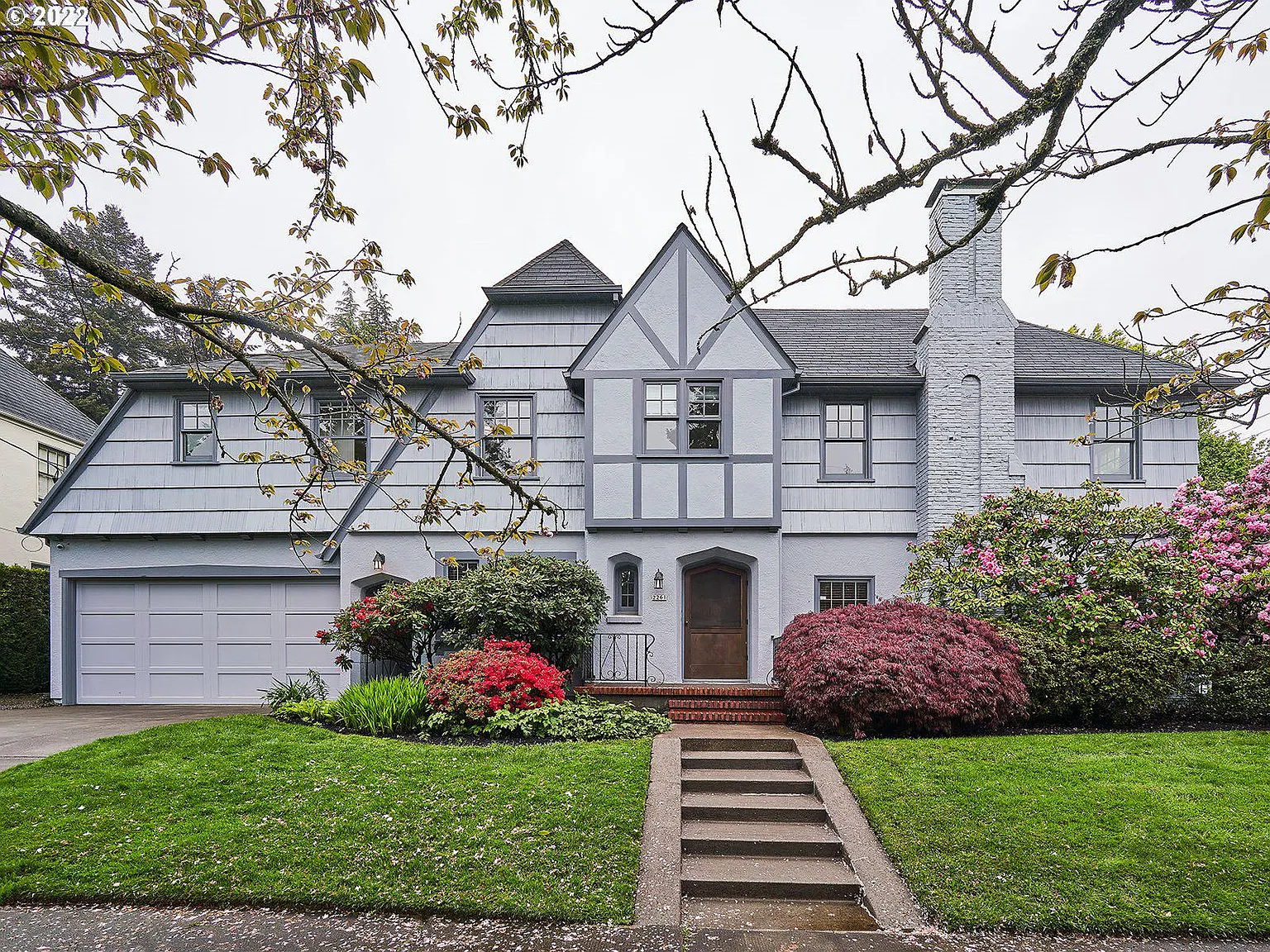 2261 NE 32nd Ave photo 1