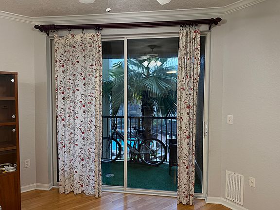 5th image of 8539 Gate Pkwy #9302