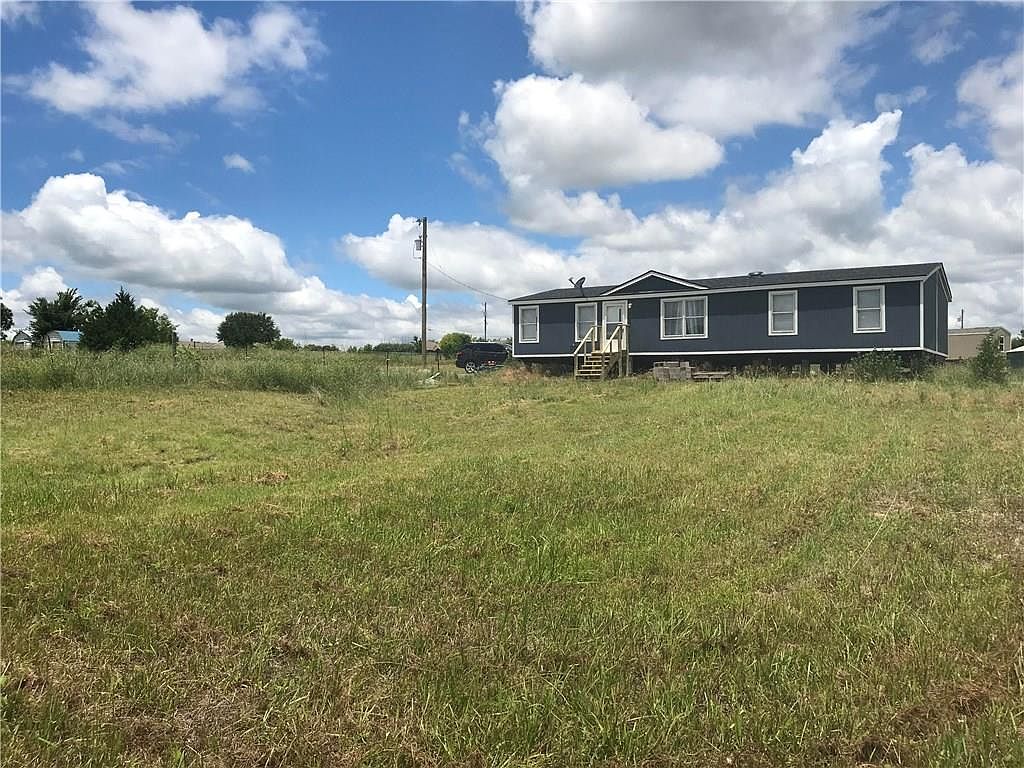 815 Hill St, Farmersville, TX 75442 Zillow