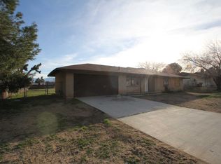 16548 Wells Fargo Ave, Lake Los Angeles, CA 93591