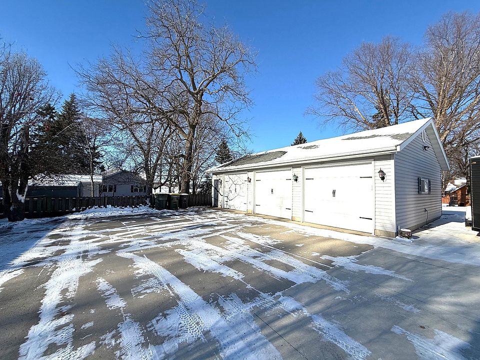 1st image of 5134 E Eagle Lake Rd