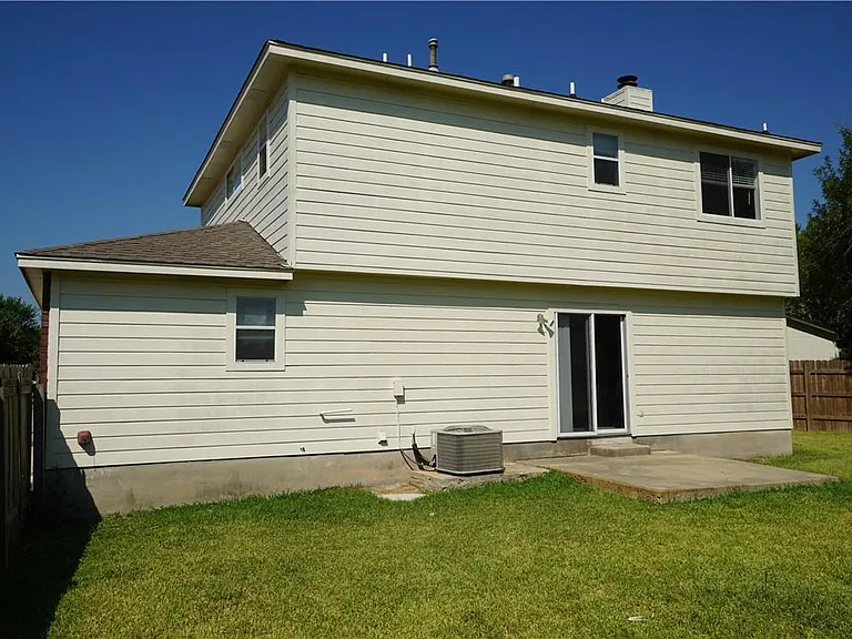 112 Creekside Dr — Photo 22