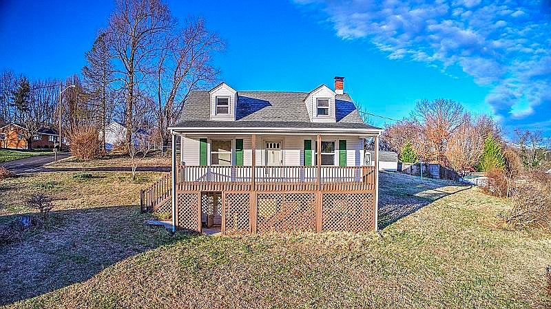 1st image of 3606 Baltimore Ave SE