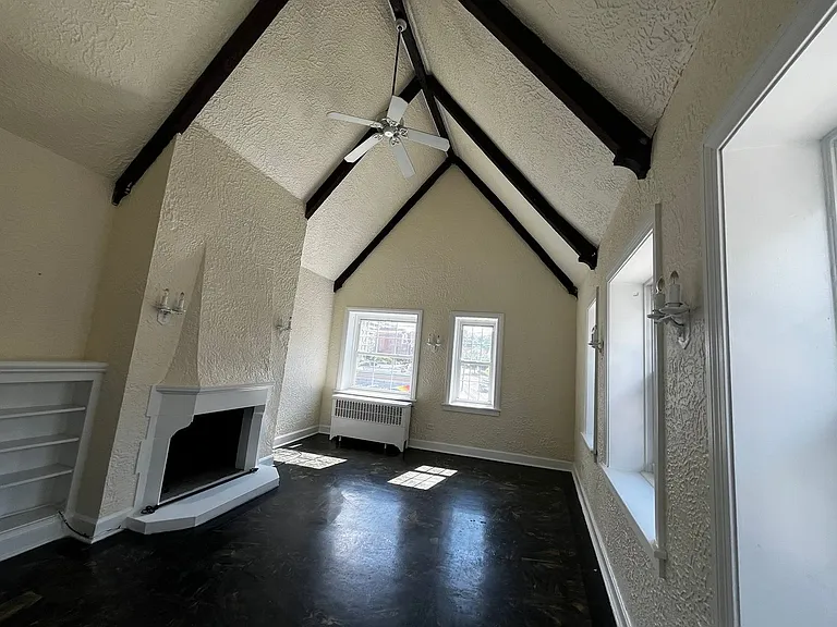 Bayard Manor Apartments — Photo 87