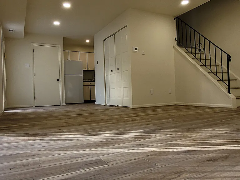 516 Welsh Rd — Photo 23