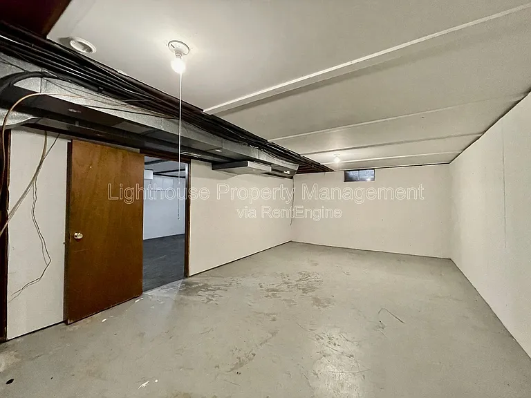 1348 Carriage Hill Dr SE — Photo 20