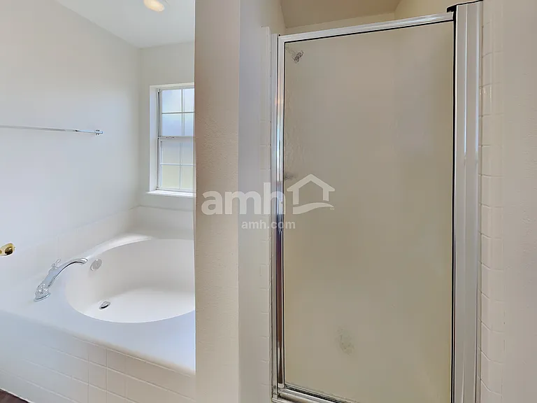 766 E Martin Lakes Dr — Photo 14