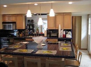 941 Marginal Rd, Long Beach, NY 11561