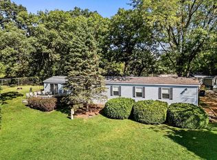 2B Paradise Drive, Lake Mills, WI 53551