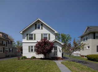 184 Seville Dr, Rochester, NY 14617