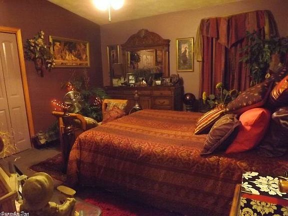 2nd image of 57 Banho Cir