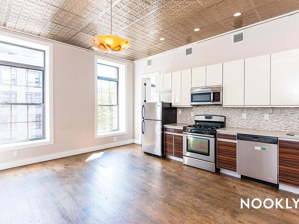 1st image of 743 De Kalb Ave #9