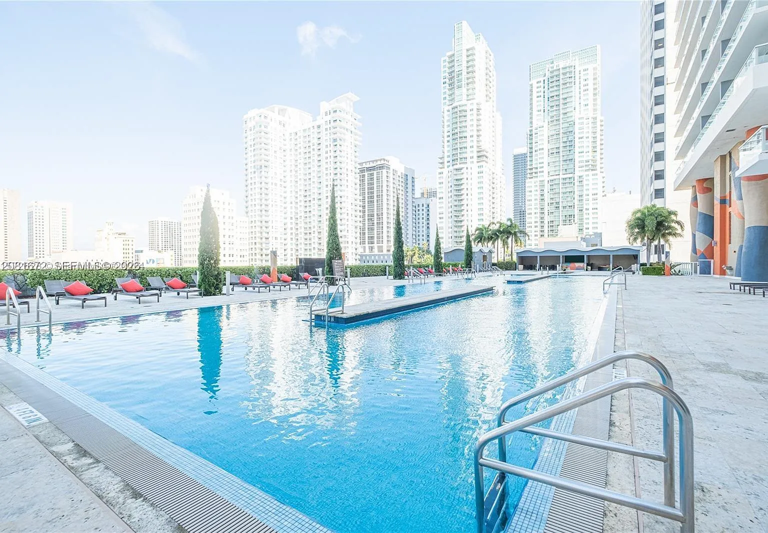 50 Biscayne Condo — Photo 1