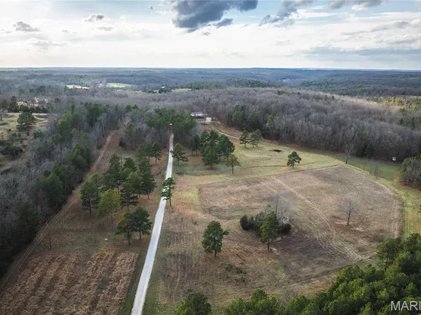 9767 County Road 459, Winona, MO 65438