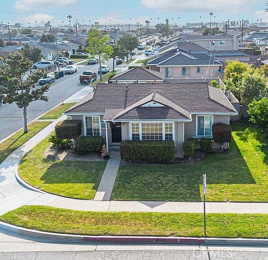 1st image of 13719 S San Pedro St