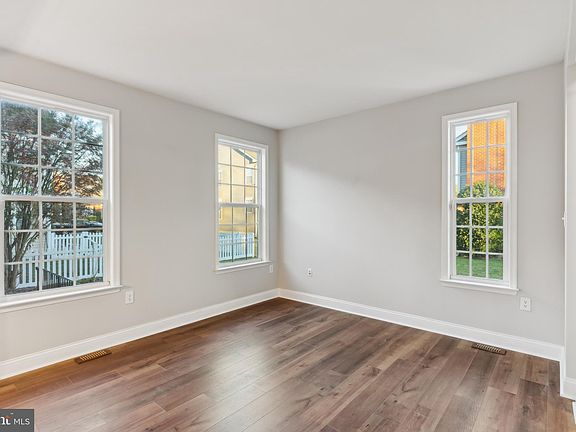 5th image of 1008 Bran Dr