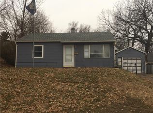 2304 Sycamore Ct, Saint Joseph, MO 64503