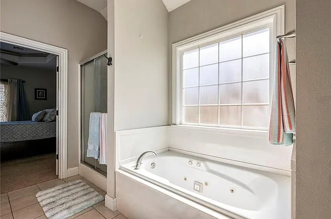 701 Drake St — Photo 7