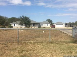 14145 Meadowview Dr, Lytle, TX 78052