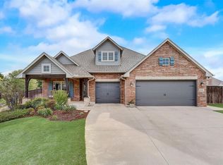 1900 Hidden Prairie Ct, Edmond, OK 73013