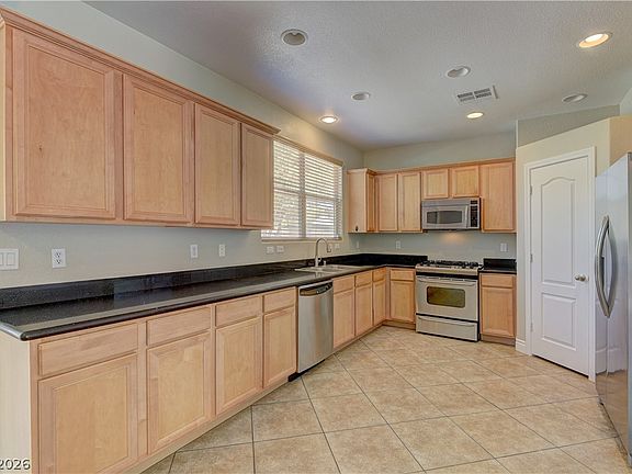 5th image of 8732 Salvestrin Point Ave