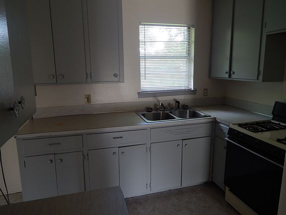 5th image of 5641 E Shades Valley Dr