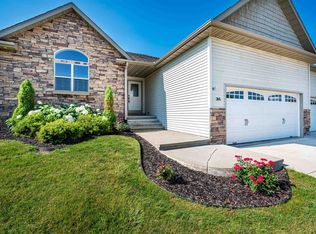 265 Chickadee Ln, Warsaw, IN 46580