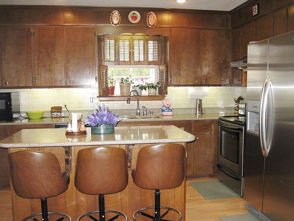 4th image of 229 Dalewood Dr