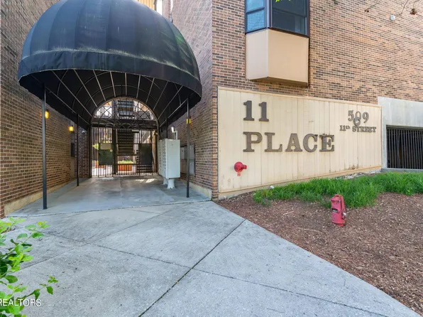 509 11th Place St #4003, Knoxville, TN 37916