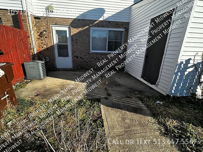 10915 Birchridge Dr — Photo 16