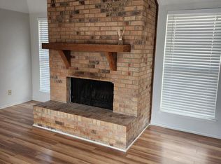 2210 Jamestown Ct, Carrollton, TX 75006