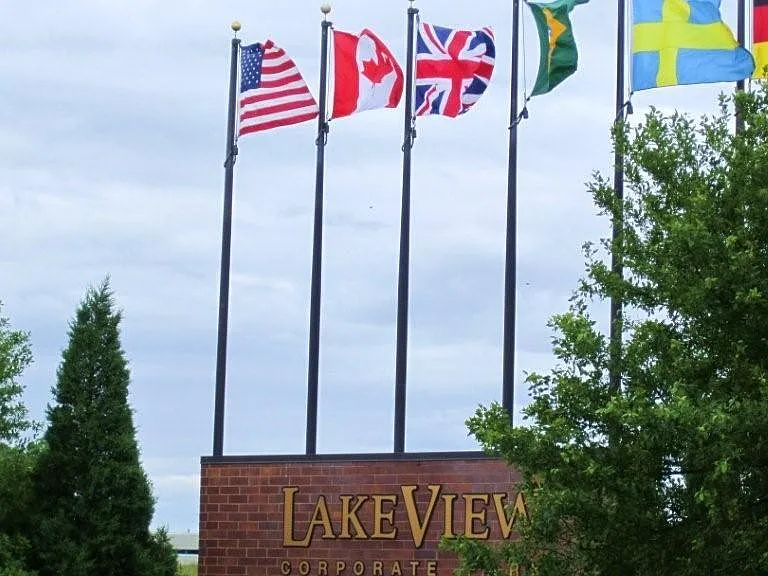 Mins to Lakeview Corp Park