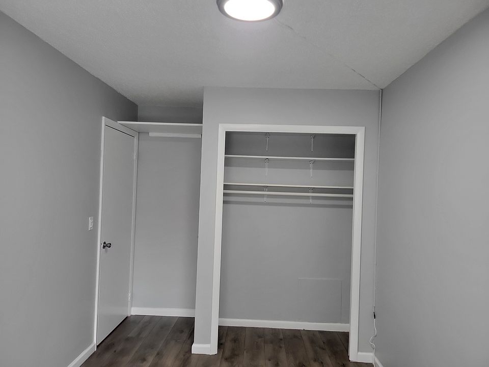 closet small room