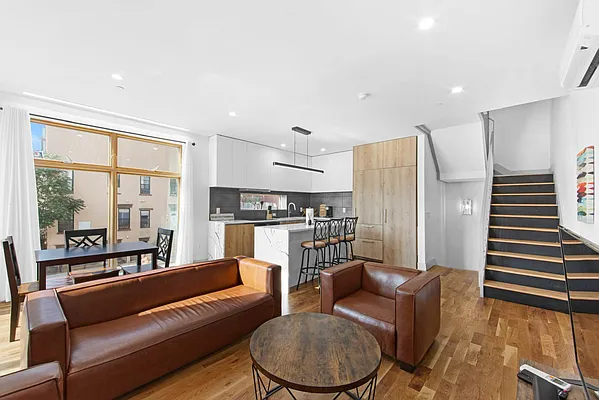 Rented by TorsX Inc | media 3