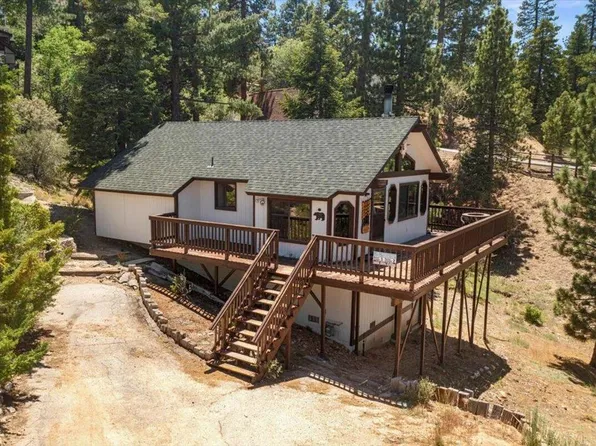 819 Cameron Dr, Big Bear Lake, CA 92315