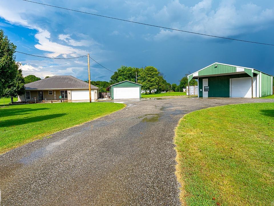 1st image of 90 County Road 7415
