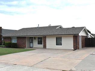 214 Vona St, Fairview, OK 73737