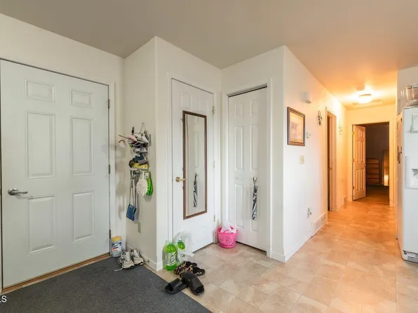 15 Garden Dr, Washburn, ND 58577